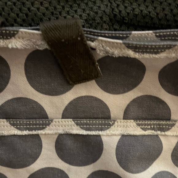 Thirty-one Grey Dot Crossbody - Picture 4 of 5
